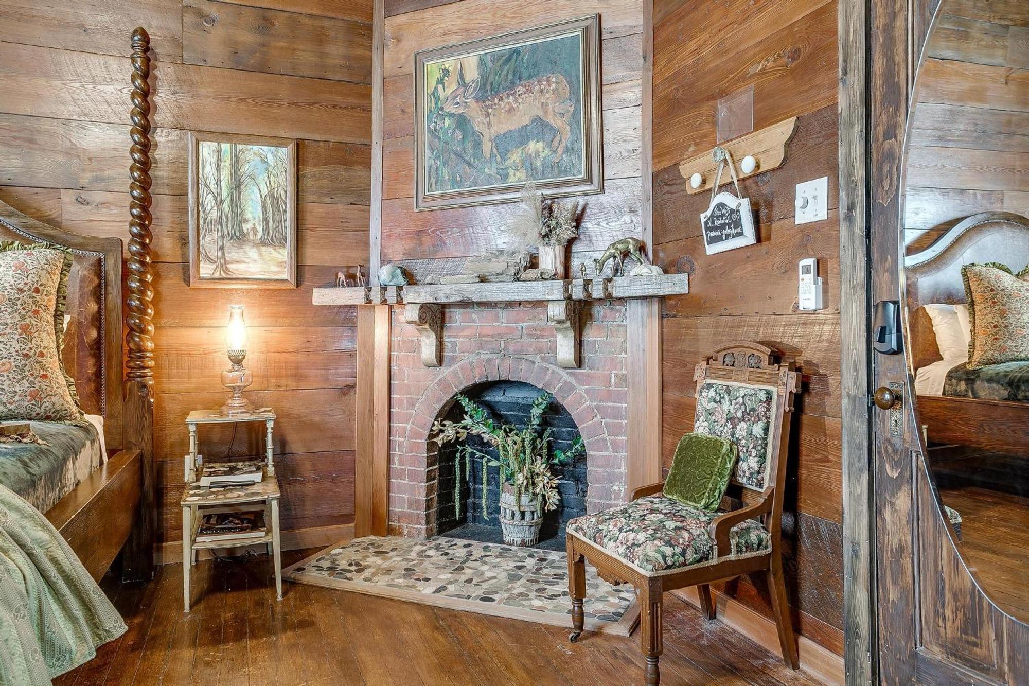 The Gallery House Boutique Hotel Stephenville Exterior foto